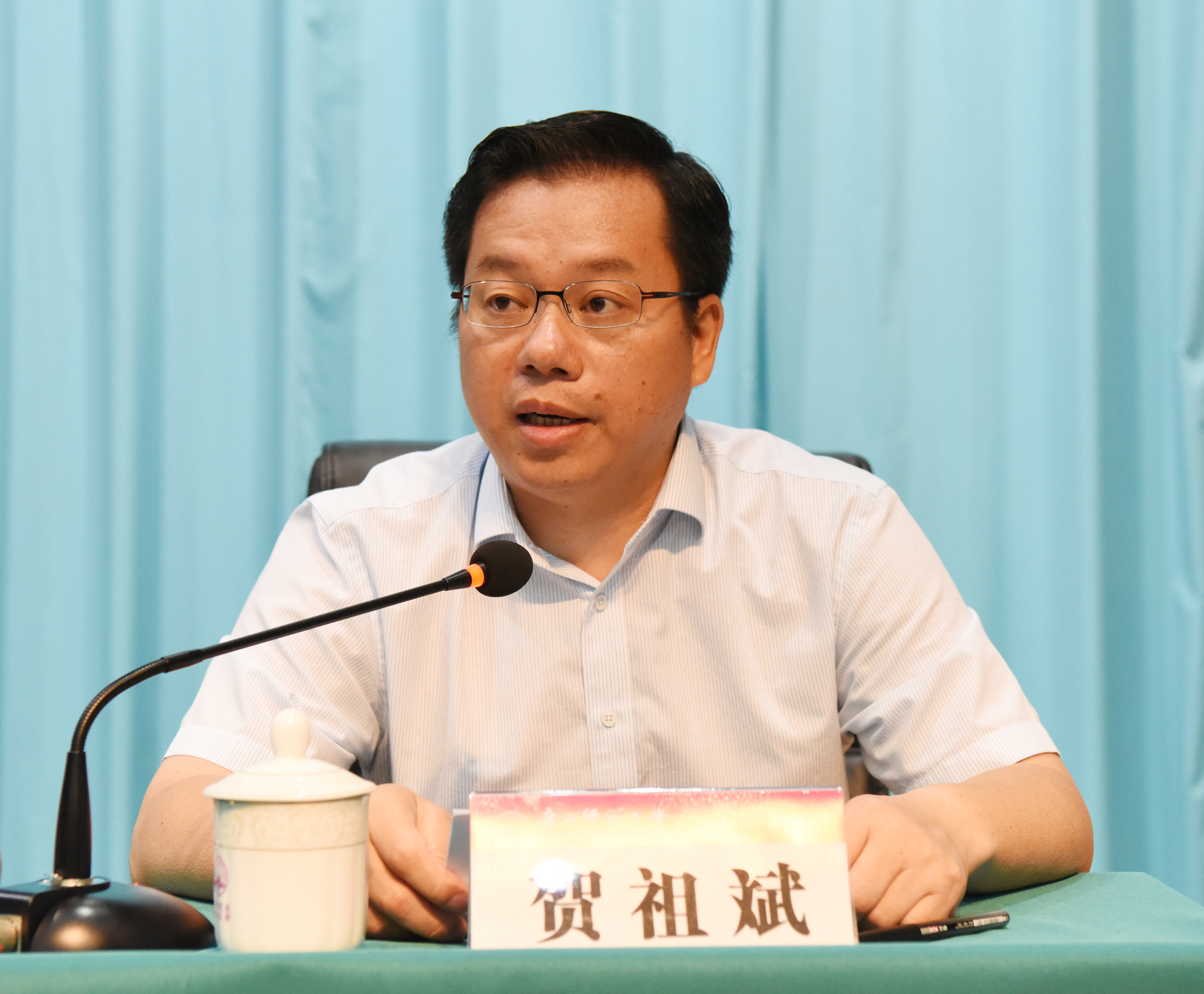 我校现任校长贺祖斌讲话9.jpg