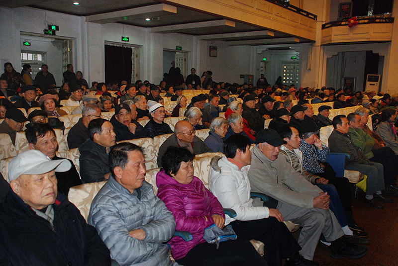校情通报会现场.jpg
