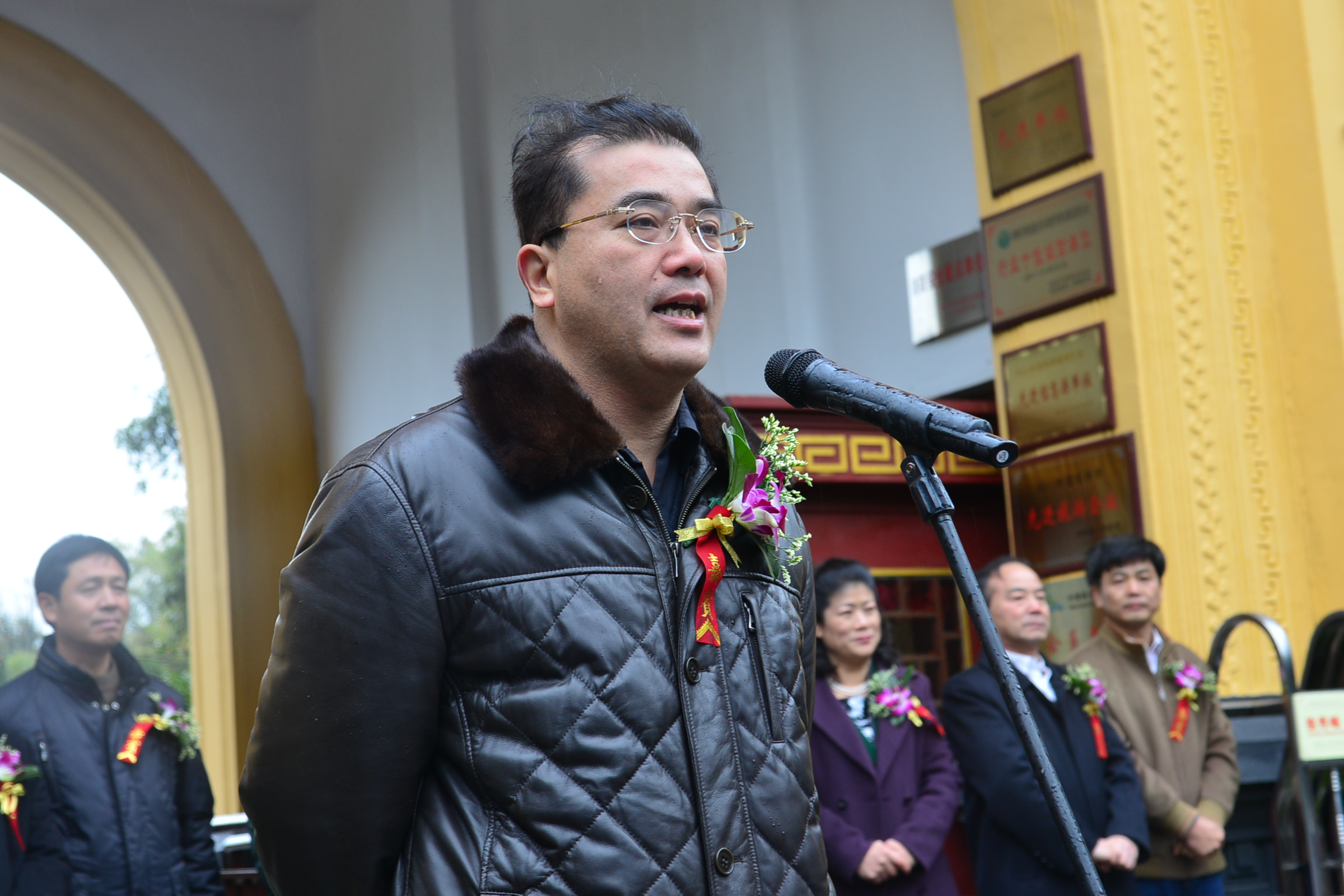 自治区旅游局局长陈建军讲话