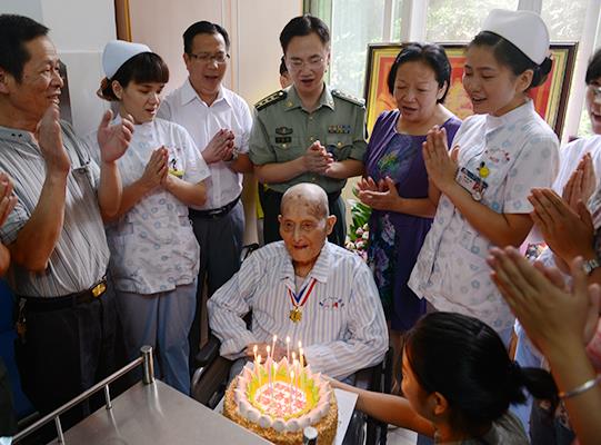 陈大闻先生祝寿现场